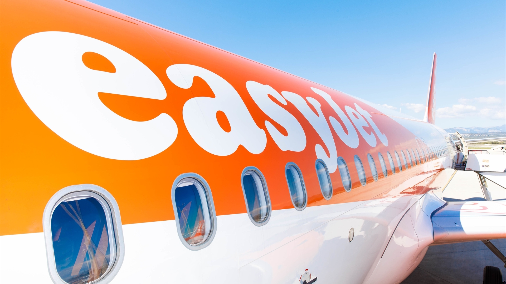 easyJet to ground majority of fleet from 24 March.